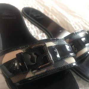 Authentic Women Burberry Plaid Slide 37.5 7.5